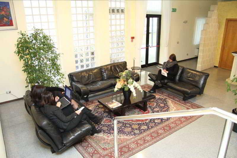 לצ'ה Hotel Zenit Salento מראה חיצוני תמונה
