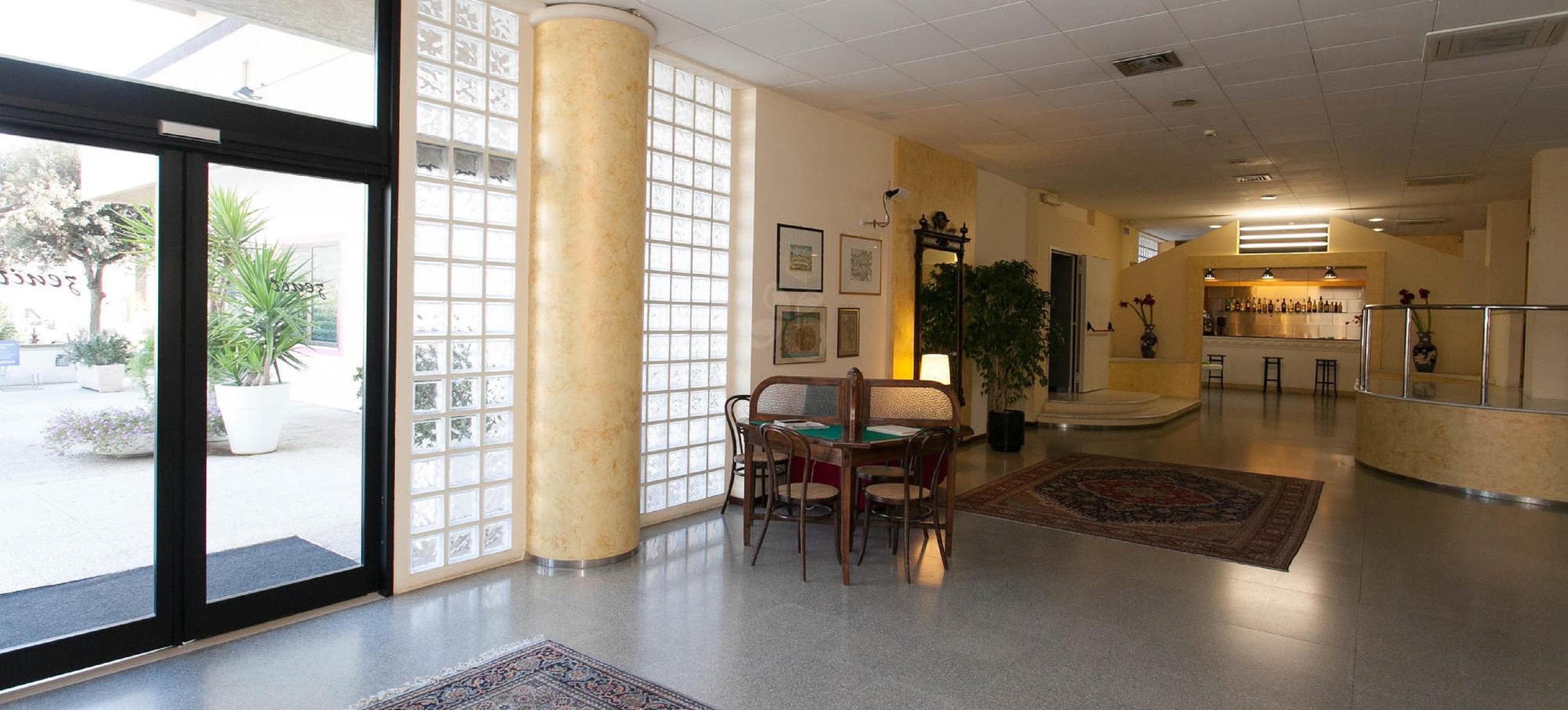 לצ'ה Hotel Zenit Salento מראה חיצוני תמונה