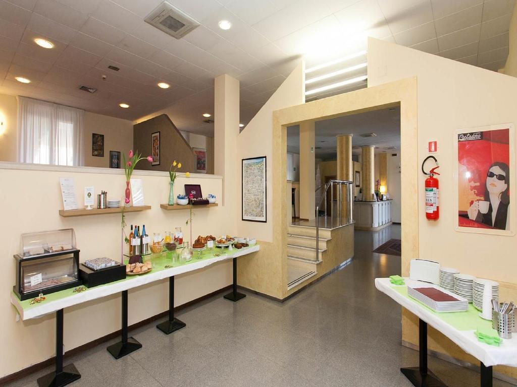 לצ'ה Hotel Zenit Salento מראה חיצוני תמונה